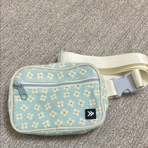 Thread Floral Print Belt Bag - Blue and Cream